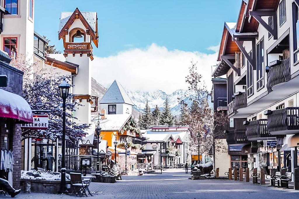 Vail, Colorado Ski Resort - Circa apartments in Downtown Los Angeles