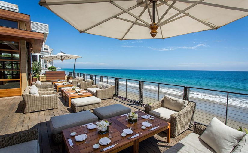 <h1>Discover Panoramic Oceanfront Dining & Coastal Icons</h1>