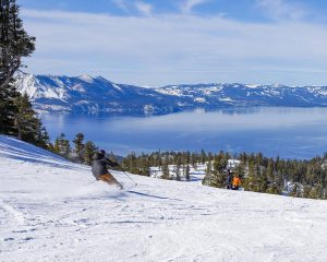 Heavenly Mountain Ski Resort at Lake Tahoe 