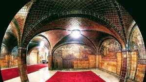 Know Your Downtown Esotouric walking tour near Circa residences in downtown Los Angeles 