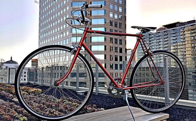 Circa Celebrates Earth Day Cycling in LA